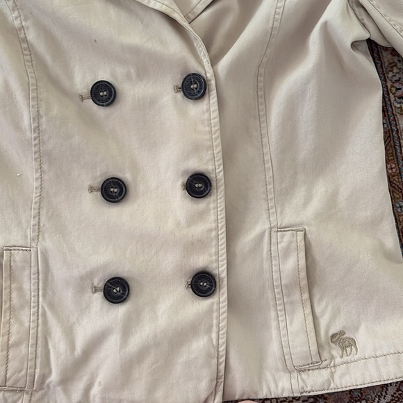 Abercrombie & Fitch Cream Trench Coat Classic Tailored Design - Picture 4 of 10